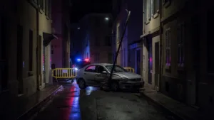 Marseille : refus d&rsquo;obtempérer en voiture volée, une femme enceinte hospitalisée dans le 14e