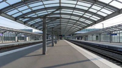 Massy : la préfète de l'Essonne rencontre les équipes RATP