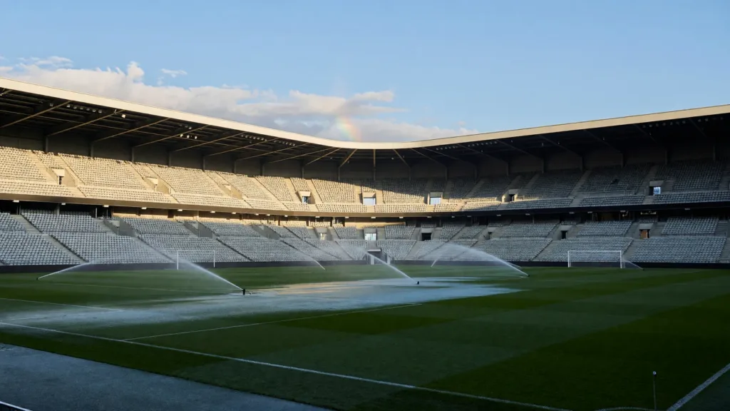 Mercato : Rennes proche d'un double coup à 45 millions d'euros avec Cresswell et Mayenda