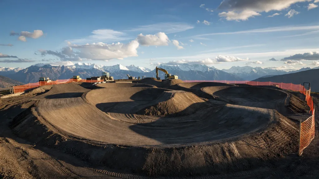Mondiaux 2027 : le chantier du pumptrack lancé à Saint-Pierre-en-Faucigny