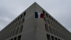 Mort de Christian Lambert, ancien patron du RAID et préfet de Seine-Saint-Denis, à 80 ans
