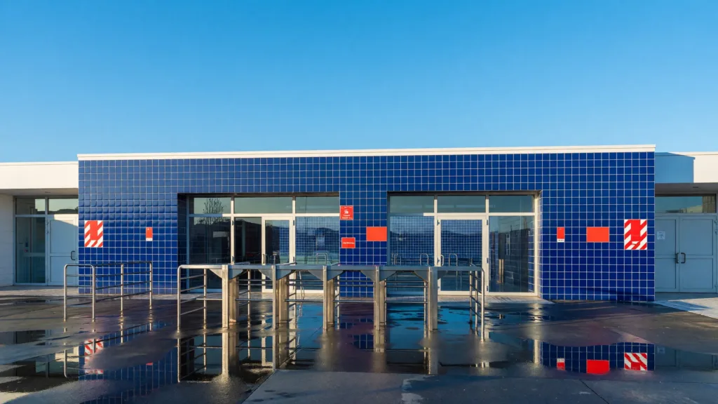 Nantes : un homme armé interpellé à la piscine des Dervallières
