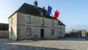 Orne : Christophe de Balorre en visite à Bretoncelles pour évoquer collège, santé et emploi