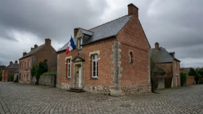 Orne : l'ex-maire de Saint-Martin-d'Écublei écroué pour pédopornographie