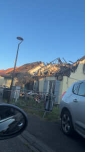 Ban-Saint-Martin : une voiture en feu embrase une maison