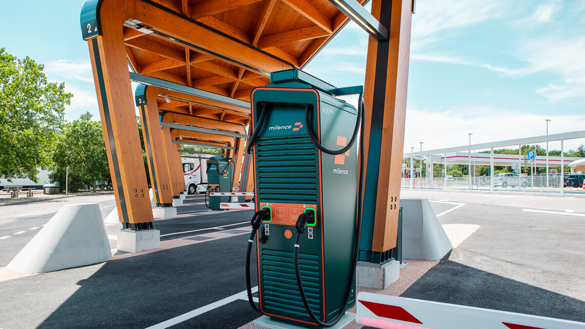 Gevrey-Chambertin : APRR inaugure une station de recharge pour poids lourds