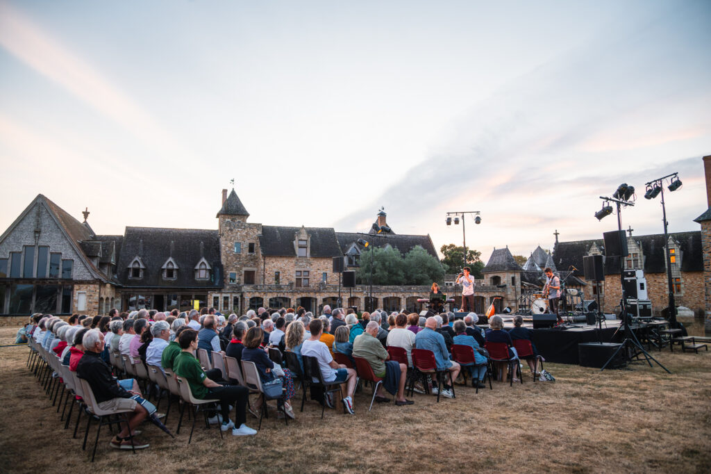 Mayenne : Azadi lance la 53e édition des Nuits de la Mayenne à Préaux