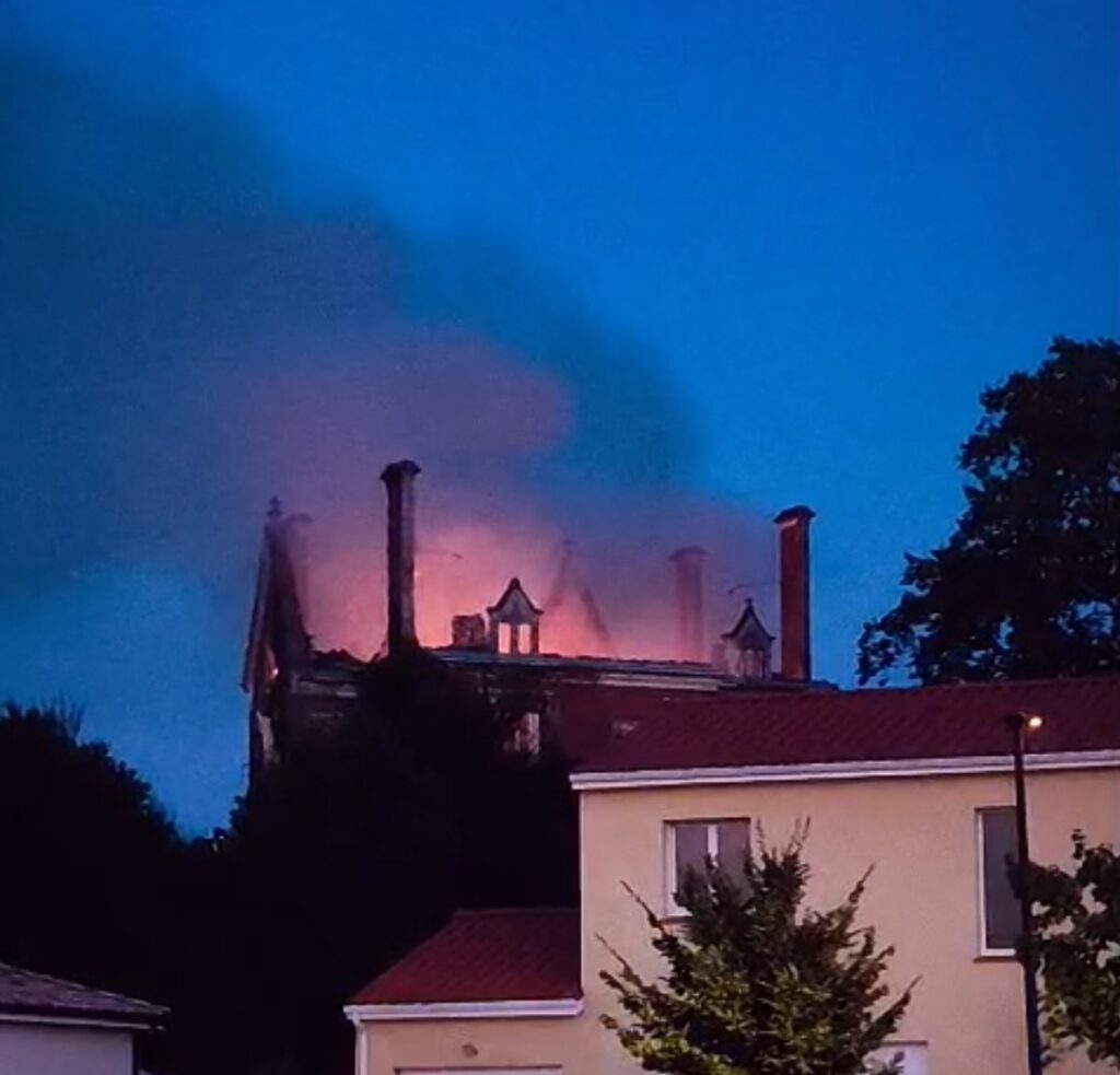 Tarn-et-Garonne : un manoir détruit par un incendie à Lacourt-Saint-Pierre