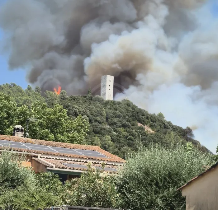 Var : incendie de Taradeau fixé après 200 ha brûlés et 4 maisons détruites