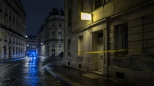 Paris 17e : un policier blesse sa compagne par balle dans un hôtel