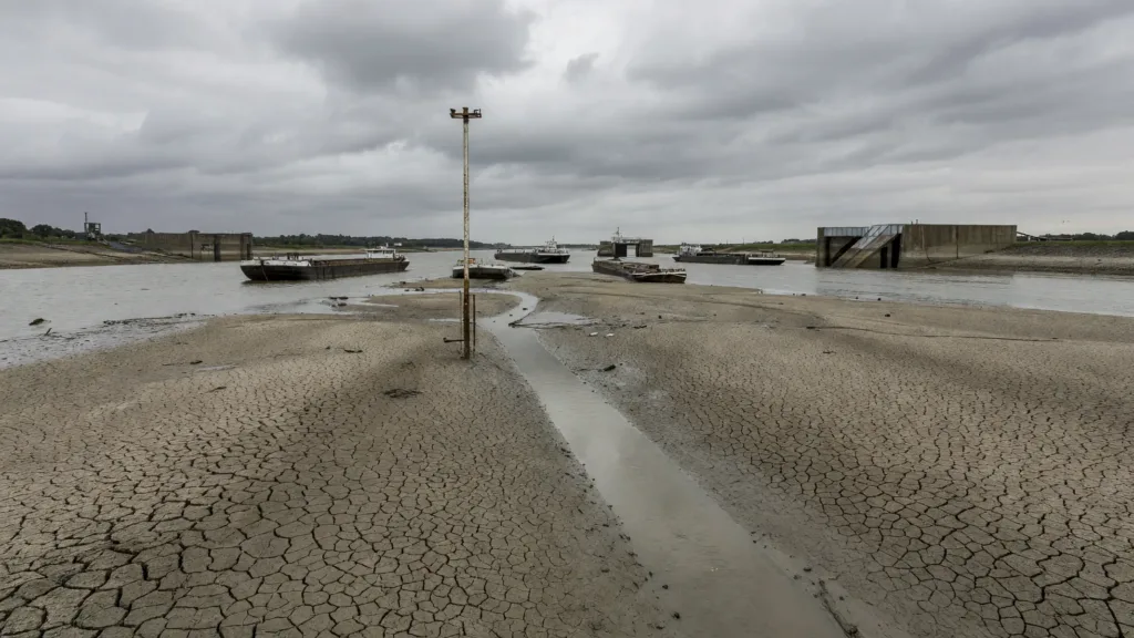 Pays-Bas : pénurie d'eau déclarée, la plus grave sécheresse depuis 1976