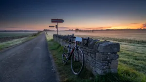 Pronostics Tour de France 2026 : Del Toro devant Vingegaard, le débat agite les pronostiqueurs