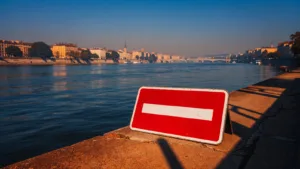 Rhône : État et secours relancent #CoulePasTonEte contre la baignade sauvage