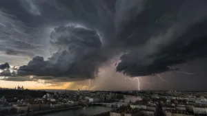 Rhône : vigilance orange orages maintenue ce 16 juillet, grêle et rafales