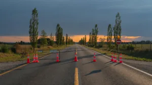 Saint-Loup-de-Varennes : collision à 4 véhicules sur la D906, un blessé