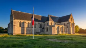 Sarthe : journée d&rsquo;accueil des nouveaux maires à l&rsquo;Abbaye de l&rsquo;Épau avec le préfet