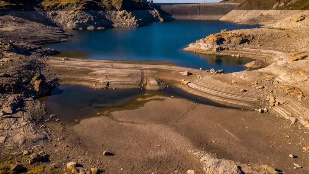 Suisse : les réservoirs hydroélectriques au plus bas depuis 20 ans