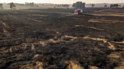 Thiviers : 7 hectares de pré ravagés, 62 pompiers et agriculteurs mobilisés