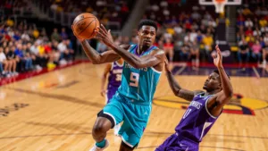 Tidjane Salaün explose contre les Bucks en Summer League