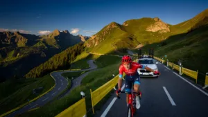Tom Pidcock sanctionné pour rétropoussée : 20 secondes qui font basculer son Tour