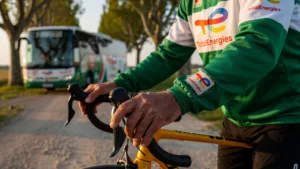 TotalEnergies quitte le cyclisme : Bernaudeau joue sa survie à 50-50 pour 2027