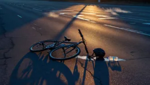 Tour de France 2026: Clément Berthet abandonne après une chute sur le chrono