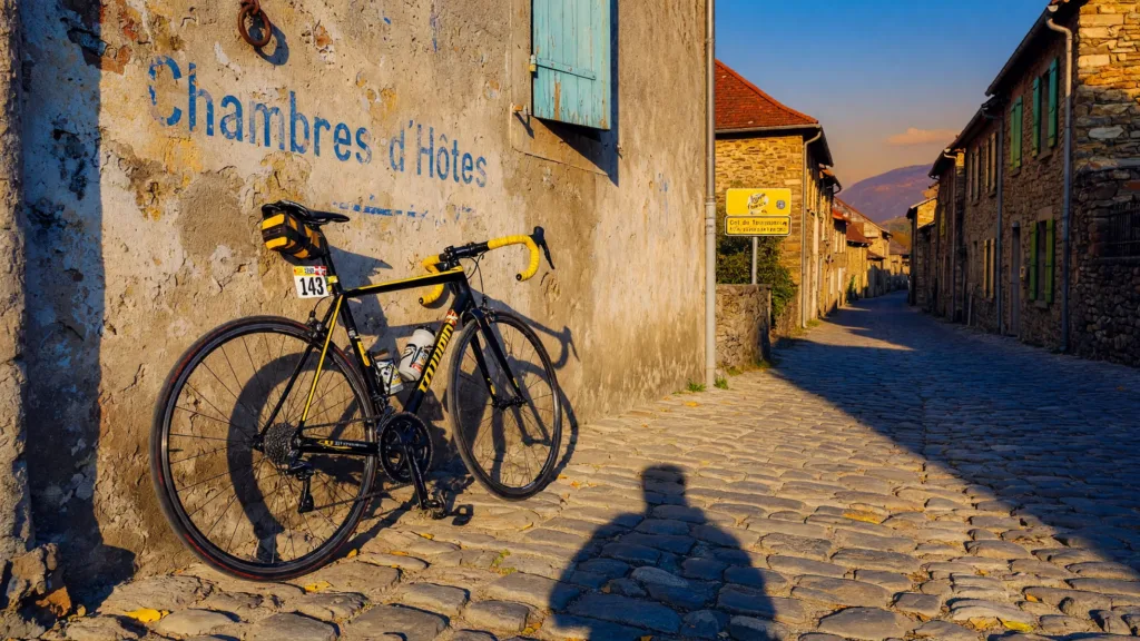 Tour de France 2026 : Kelland O'Brien éliminé hors délais à Foix