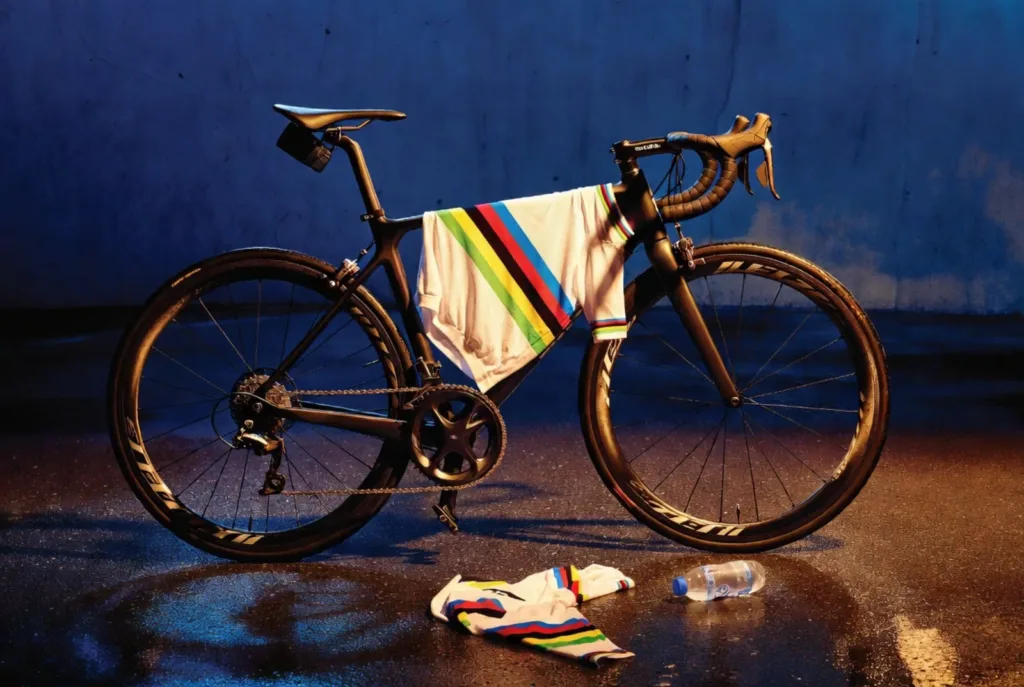 Tour de France 2026 : la chute de Van der Poel fait craindre un abandon