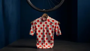 Tour de France 2026 : malgré le maillot jaune perdu, Pogacar s'offre le maillot à pois