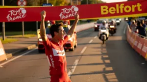 Tour de France 2026 : Mauro Schmid remporte l&rsquo;étape 13 au sprint à Belfort