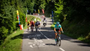 Tour de France 2026 : Pogačar s'impose au Markstein, Seixas prend le maillot blanc