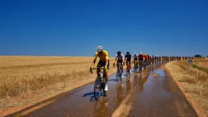 Tour de France 2026 : première étape raccourcie pour canicule, Pogačar veut changer tout le calendrier