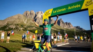 Tour de France 2026 : Van der Poel s&rsquo;impose au Lioran, les Français invisibles un 14 juillet