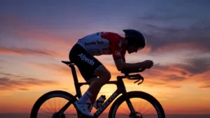 Tour de France 2026 : Van der Poel veut une étape et épauler Philipsen
