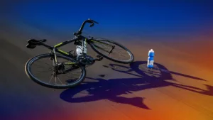 Tour de France : chute et douleur à l&rsquo;épaule pour Alaphilippe à l&rsquo;étape 4