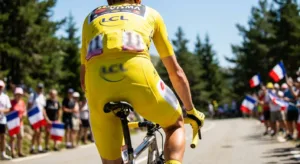 Tour de France Femmes 2026 : Vollering face au gouffre de 3:42 creusé par Ferrand-Prévot