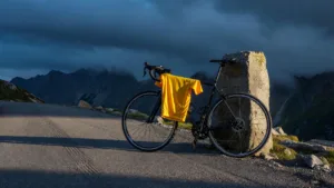 Tour de France : Træen abandonne, le maillot jaune s&rsquo;arrête au Tourmalet