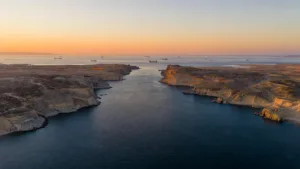 Trump envisage l&rsquo;envoi de troupes au sol en Iran et menace de frappes massives