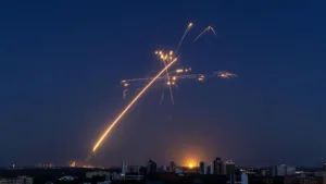 Ukraine : au moins 13 morts dans une attaque massive russe par drones et missiles