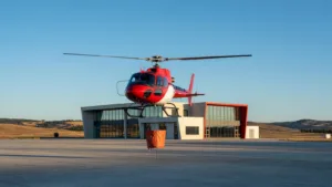 Vaucluse : l’hélicoptère bombardier d’eau « Morane 84 » est de retour au Thor pour la saison 2026