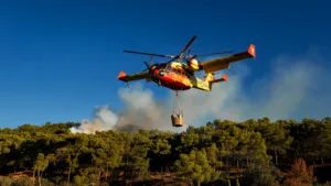 Vidauban : reprise de feu, la RD72 fermée entre Bastide Rouge et Vallaury