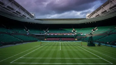 Wimbledon 2026 : la demie Zverev-Fery agace les fans, Sinner-Djokovic en haut de l&rsquo;affiche