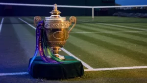 Wimbledon 2026 : Sinner en demi-finales, Djokovic entre dans l&rsquo;histoire