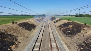 Yonne : incendie maîtrisé à Sens, circulation TGV rétablie sur la LGV Sud-Est